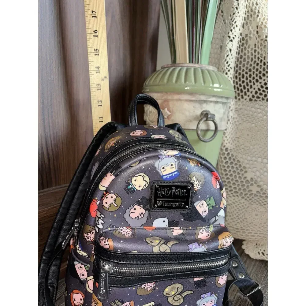 Loungefly reposhing this